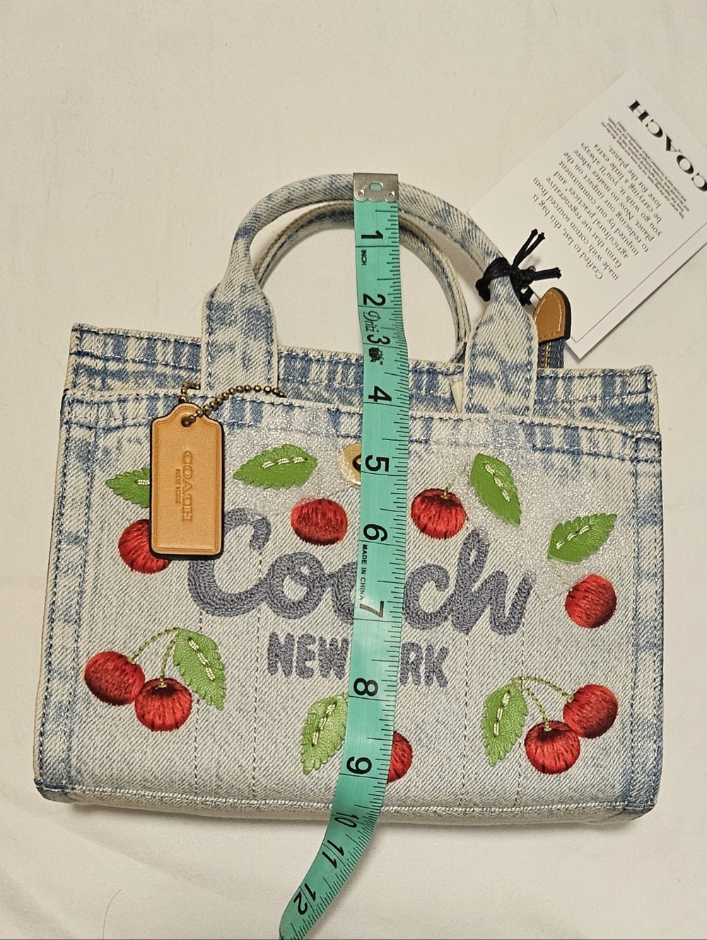 *NWT* COACH Cherry Denim Cargo Tote Bag 20 with Crossbody Strap - Picture 2 of 4